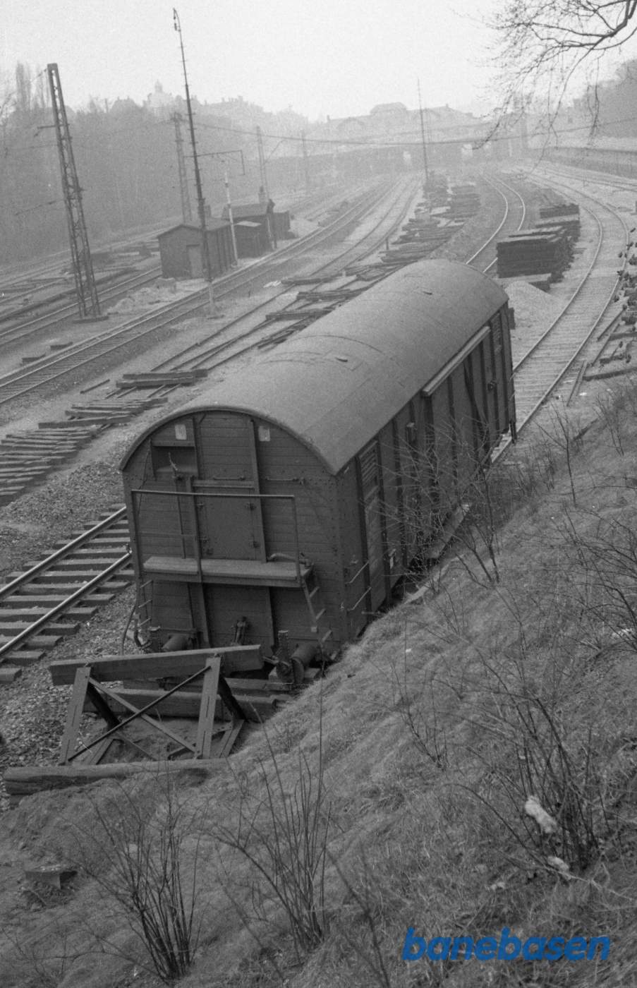 Lukket godsvogn på Østerport station