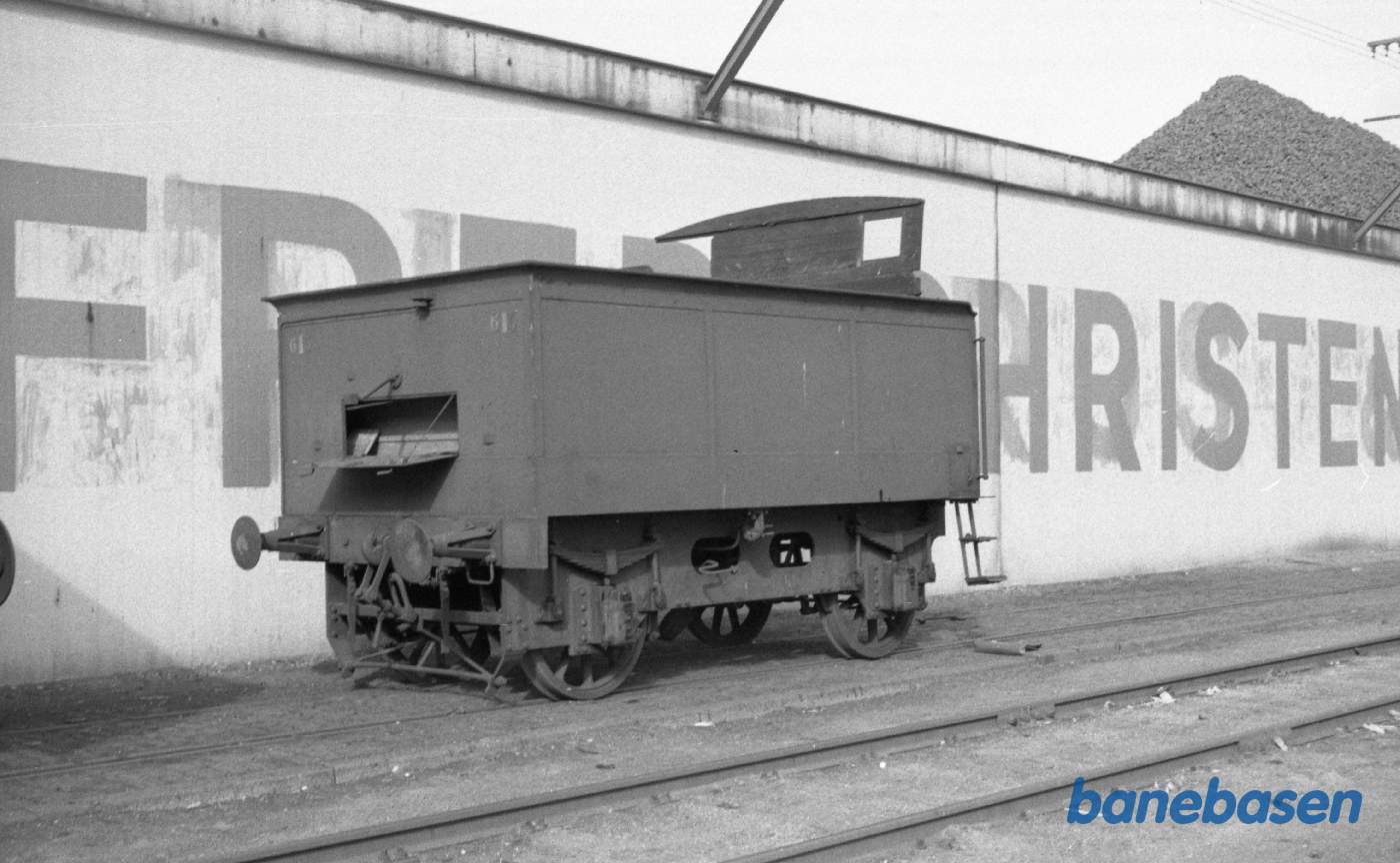 Islands brygge med tender til G 617 Islands brygge med tender til G 617