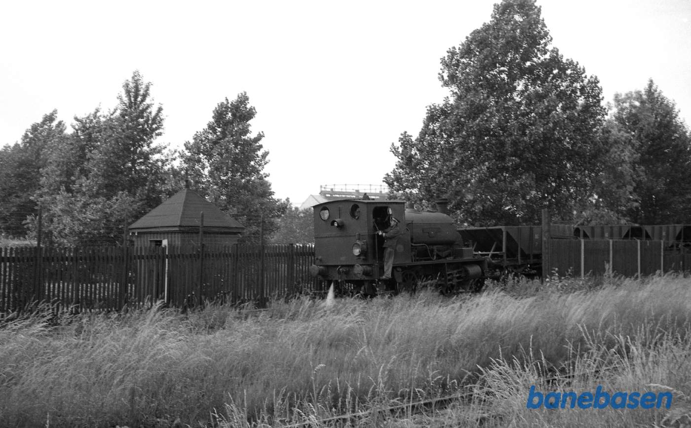 På vej ned af kulbroen På vej ned af kulbroen