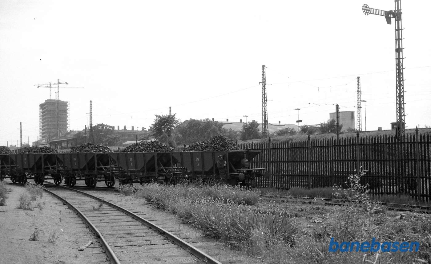 På vej op på kulbroen