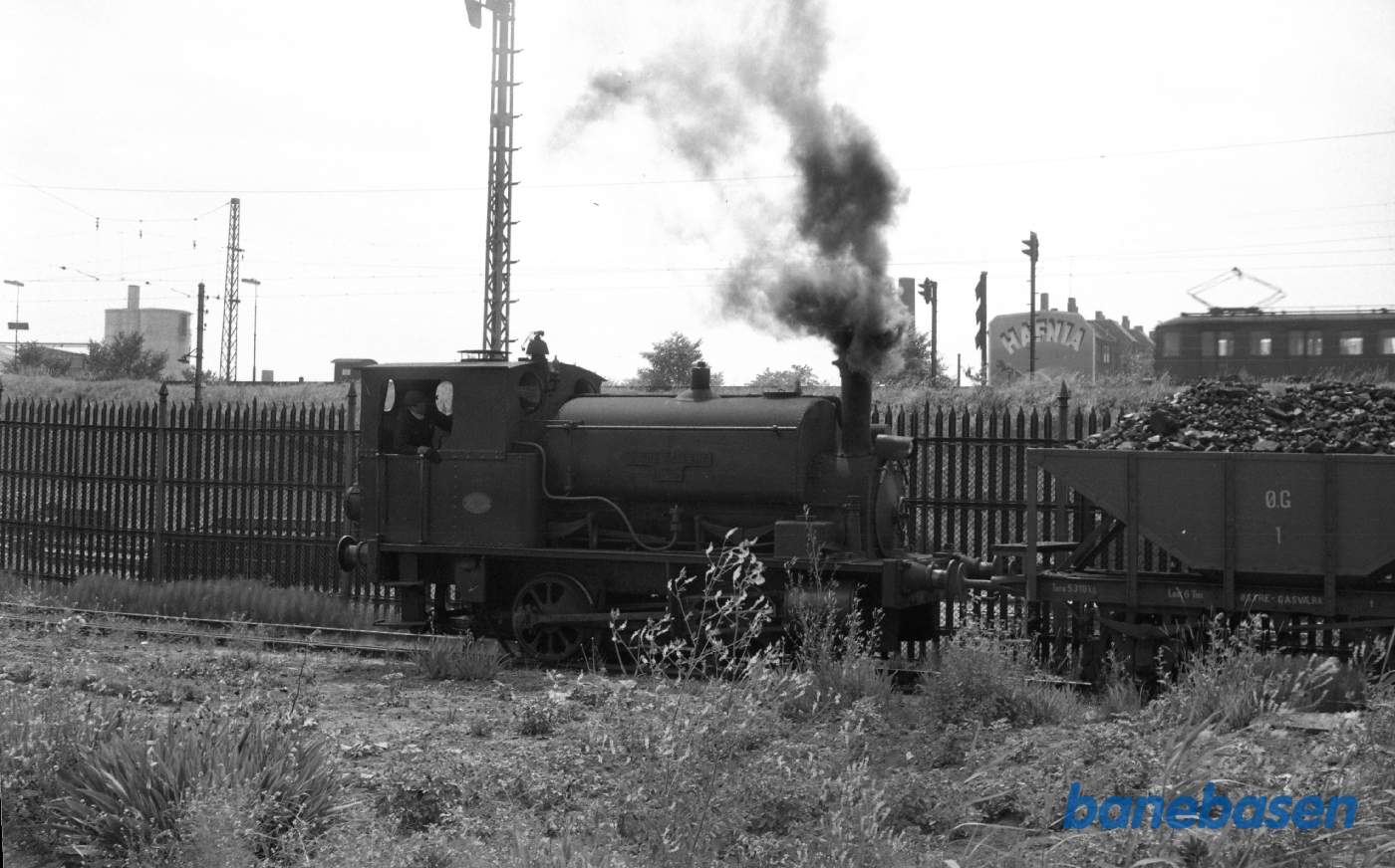 På vej op på kulbroen På vej op på kulbroen