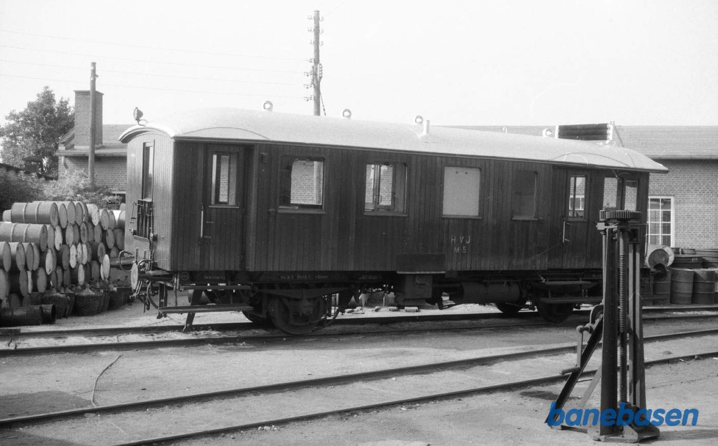 Holbæk station med HVJ M 5 Holbæk station med HVJ M 5