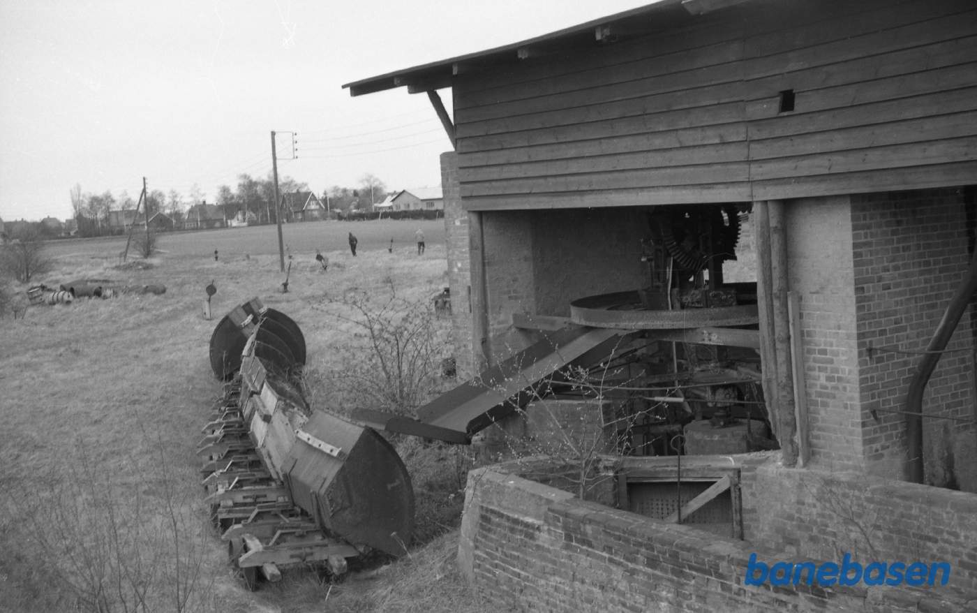 Fakse Ladeplads teglværk