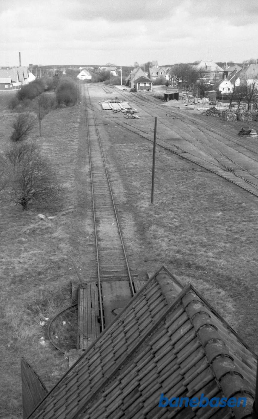 Mern- Set fra taget af remisen