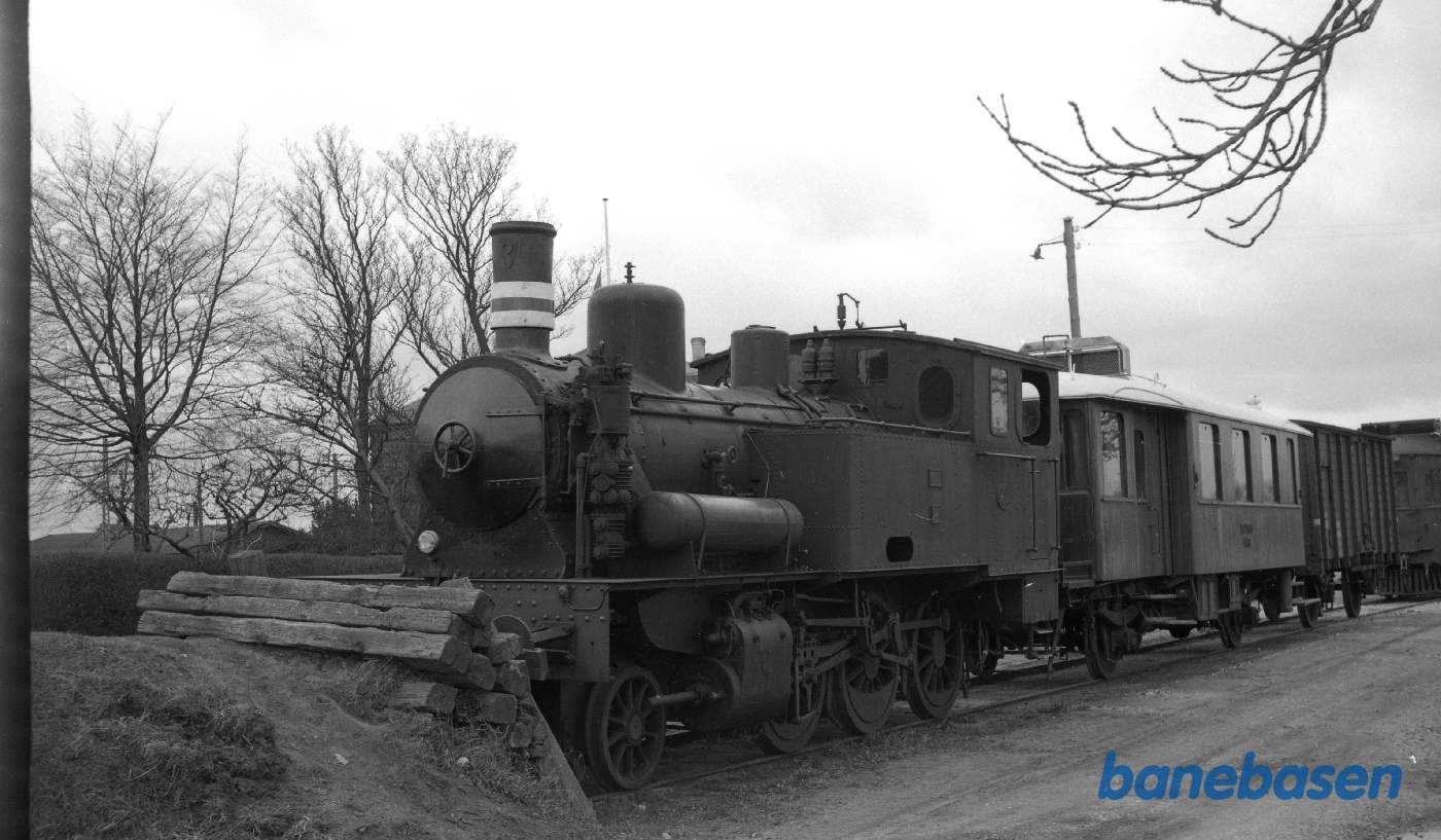 Præstø station med NPMB nr. 3