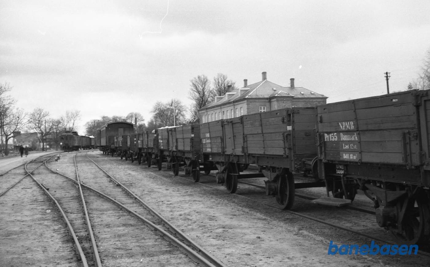 Præstø station. Diverse materiel