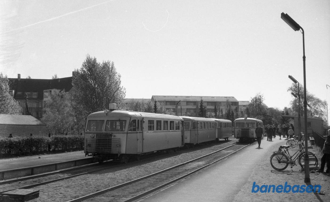 Jægersborg station med 2 Sm stammer