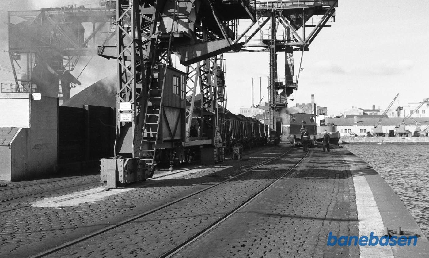 ØG 1 og ØG 3 under kranen ØG 1 og ØG 3 under kranen