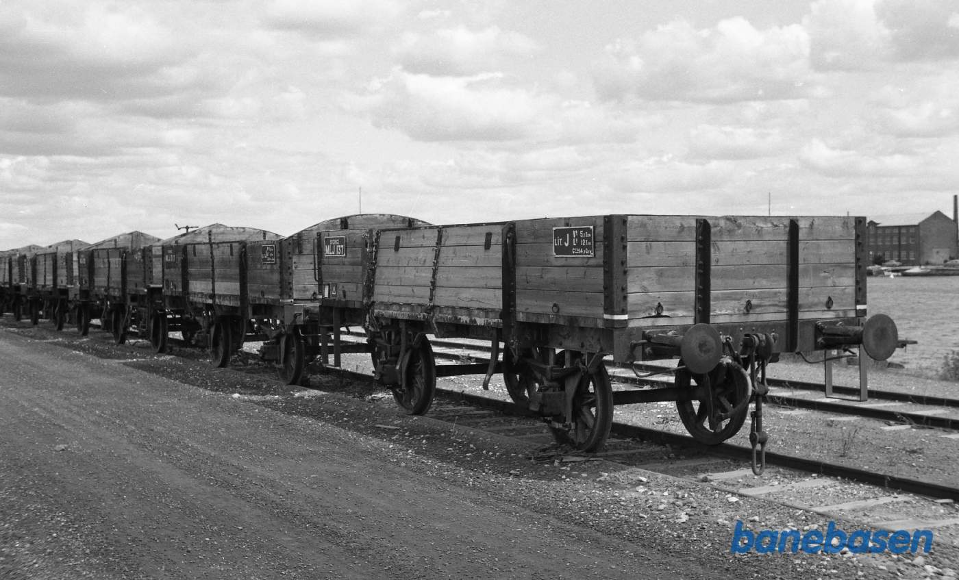 Limhamn. Havnen. Åben godsvogn MLJ 137