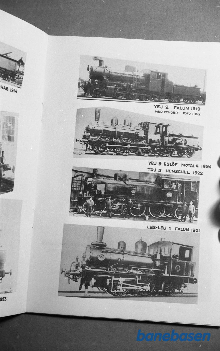 Foto. Svenske lokomotiver og vogne