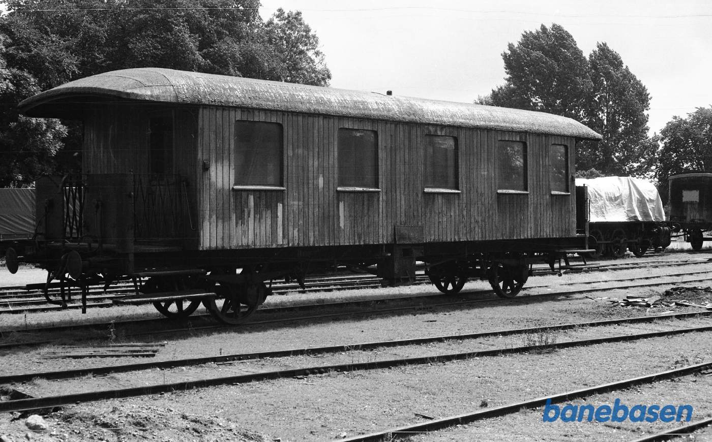 Skælskør station med OKMJ A 11