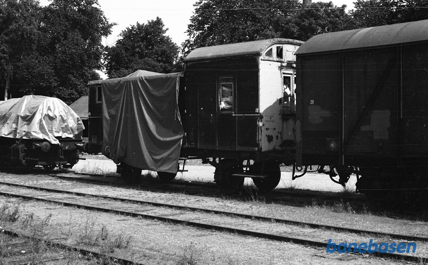 Skælskør station med DSB specialvogn