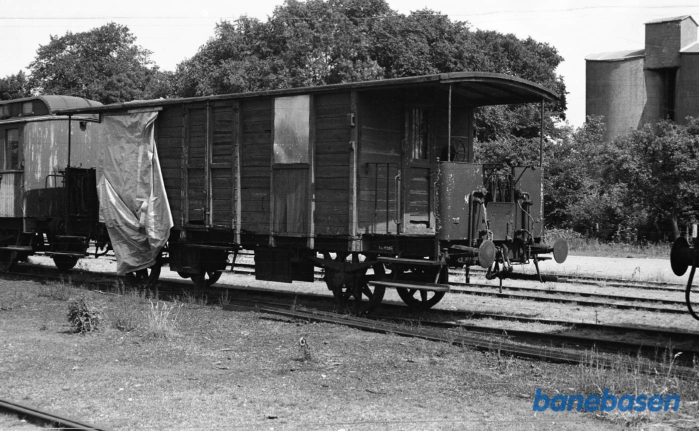Skælskør station med SNNB G 69 Skælskør station med SNNB G 69