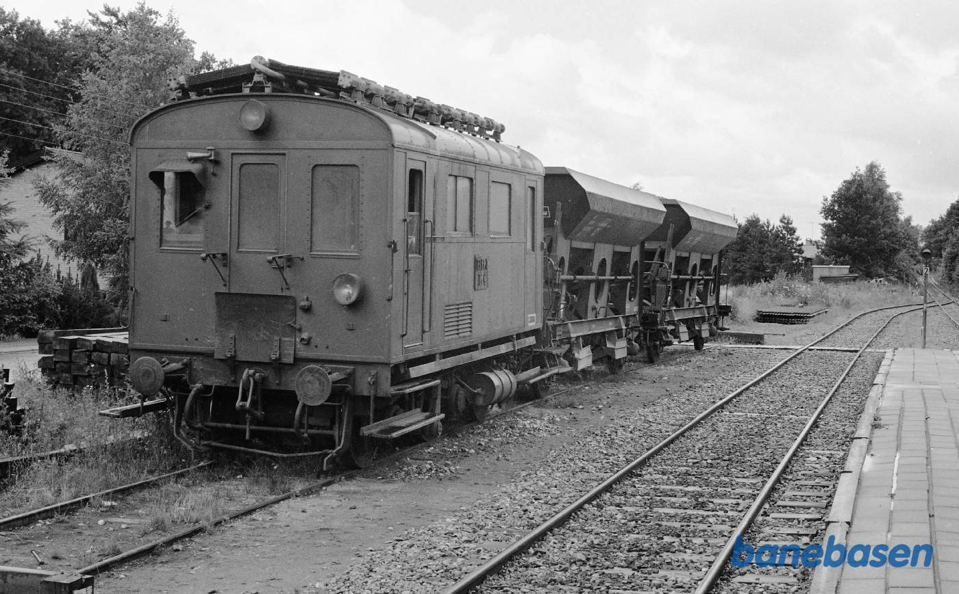 Saunte. HHJ M 4 med skærvevogne