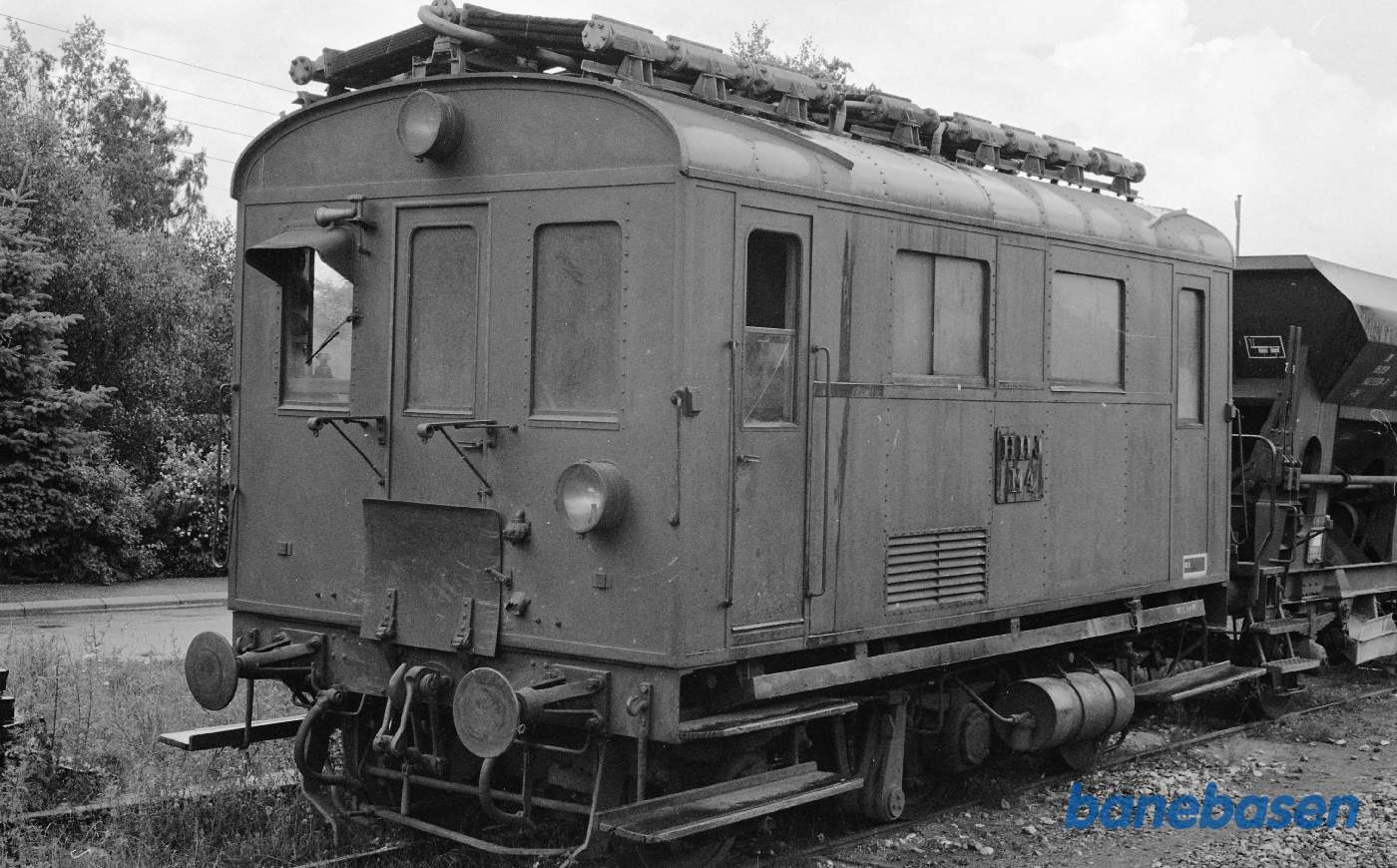 Saunte. HHJ M 4 med skærvevogne