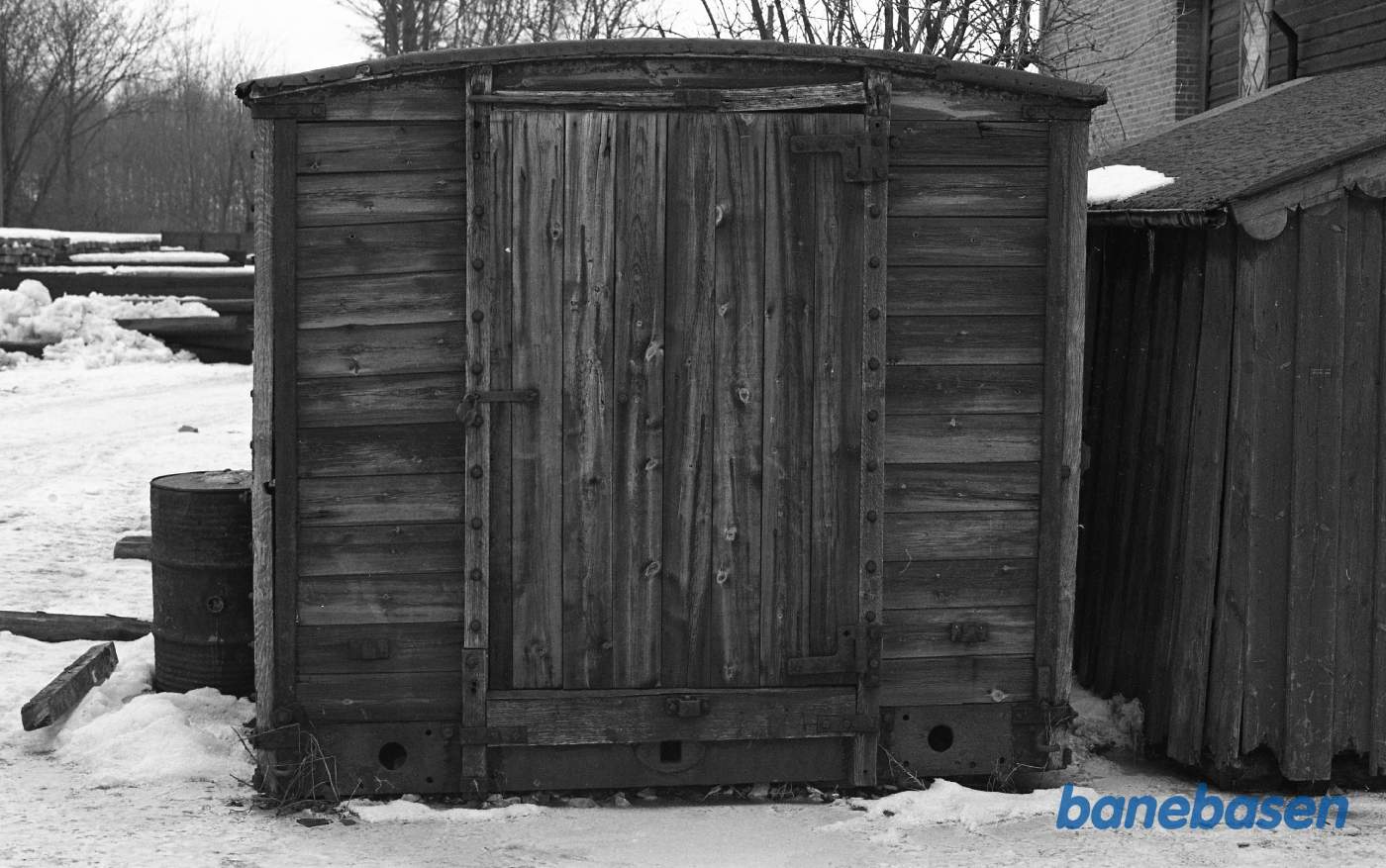 Kagerup station med gl GDS Q vognkasse