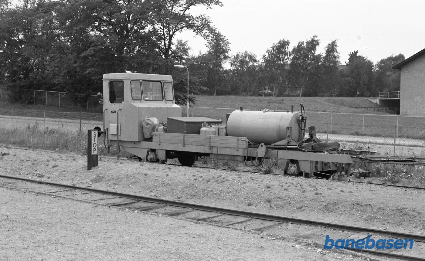 Gilleleje station med arbejdskøretøjer