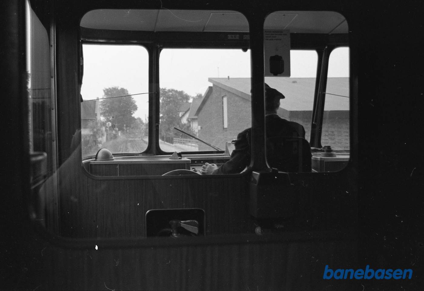 Østerport trinbræt. Foto fra Y togs front