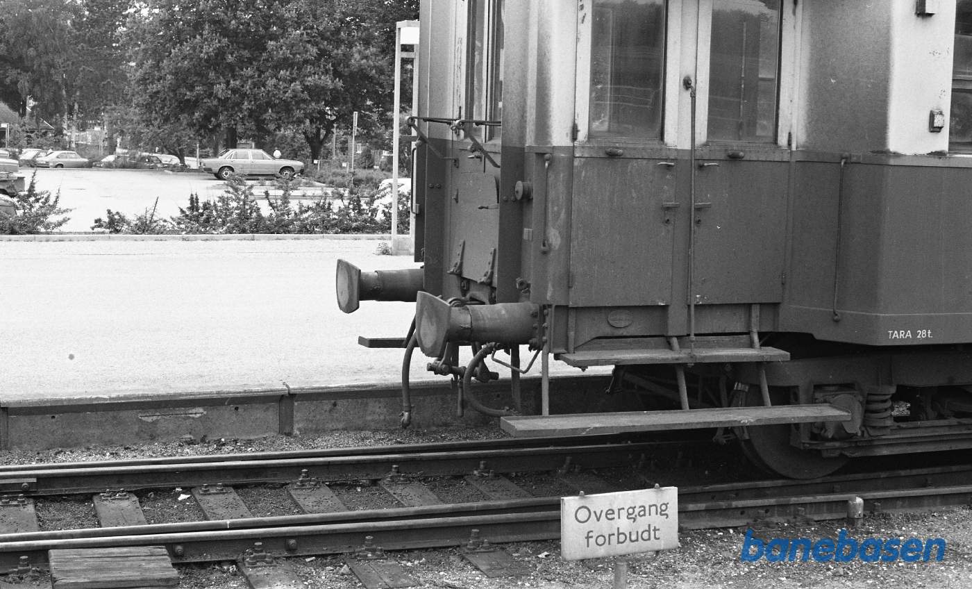 Hillerød station med HFHJ 60. Detailbillede Hillerød station med HFHJ 60. Detailbillede