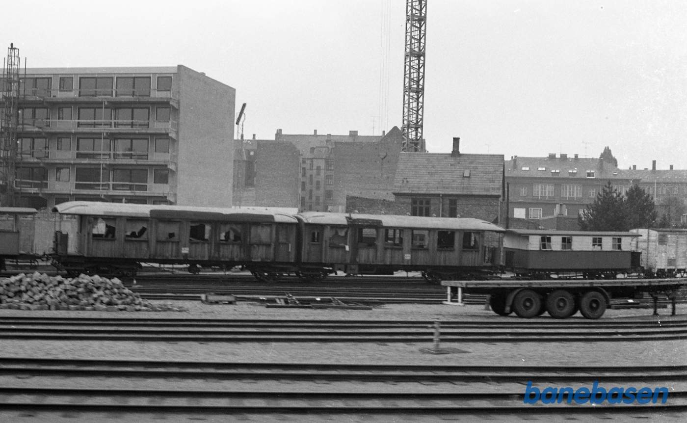 Frederiksberg station med OHJ C 204/205