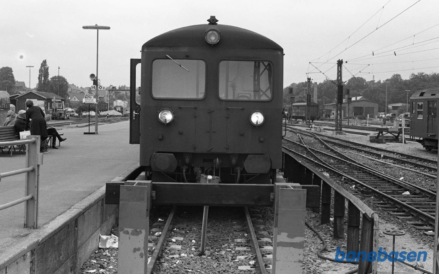 Hillerød station. Fronten af BHS Hillerød station. Fronten af BHS