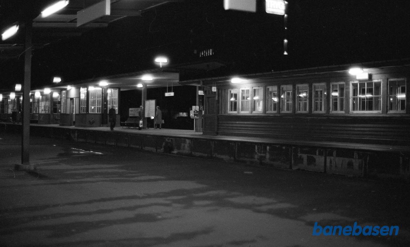 Lyngby station by night