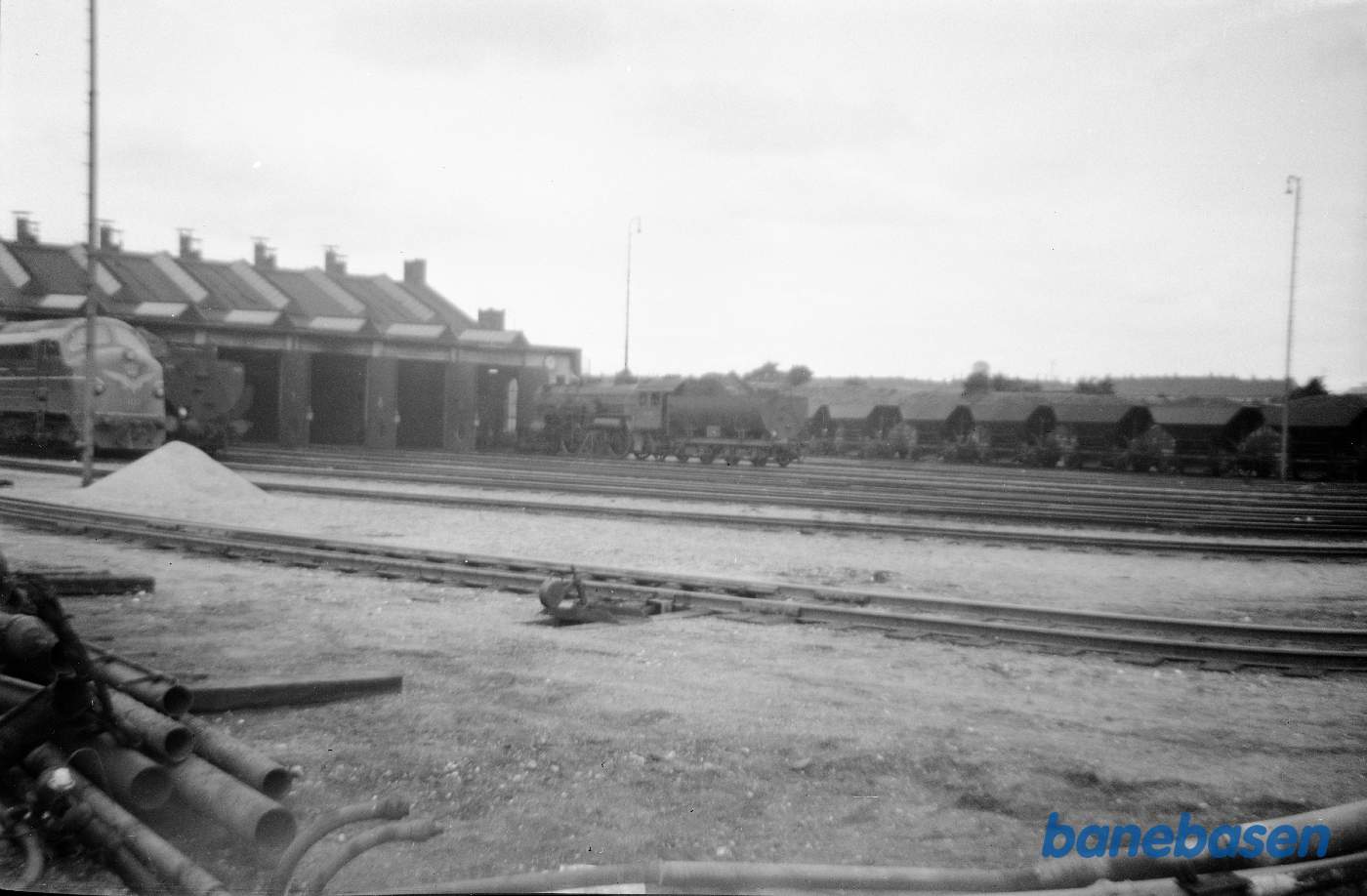 Maskindepotet på GB med My og E