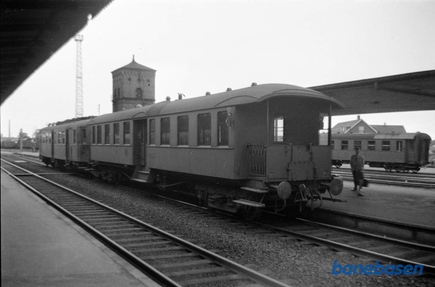 Roskilde station med MO og CR Roskilde station med MO og CR