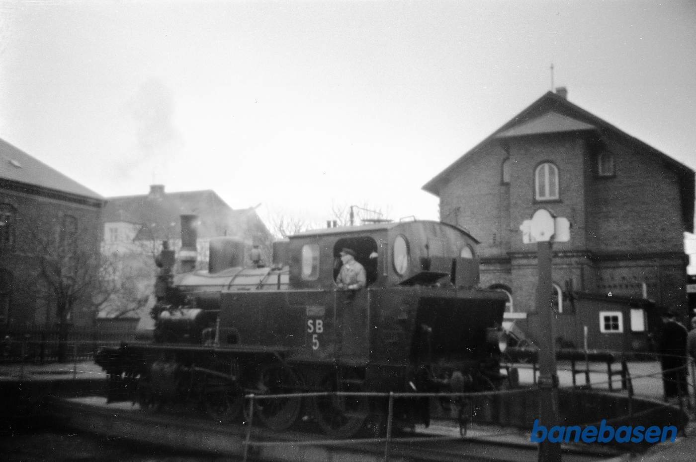 Frederikshavn station med SB 5 Frederikshavn station med SB 5