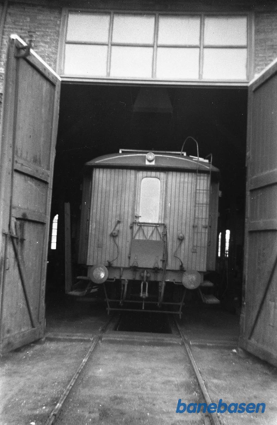 Tølløse. Remisen med HTJ M 12 Tølløse. Remisen med HTJ M 12