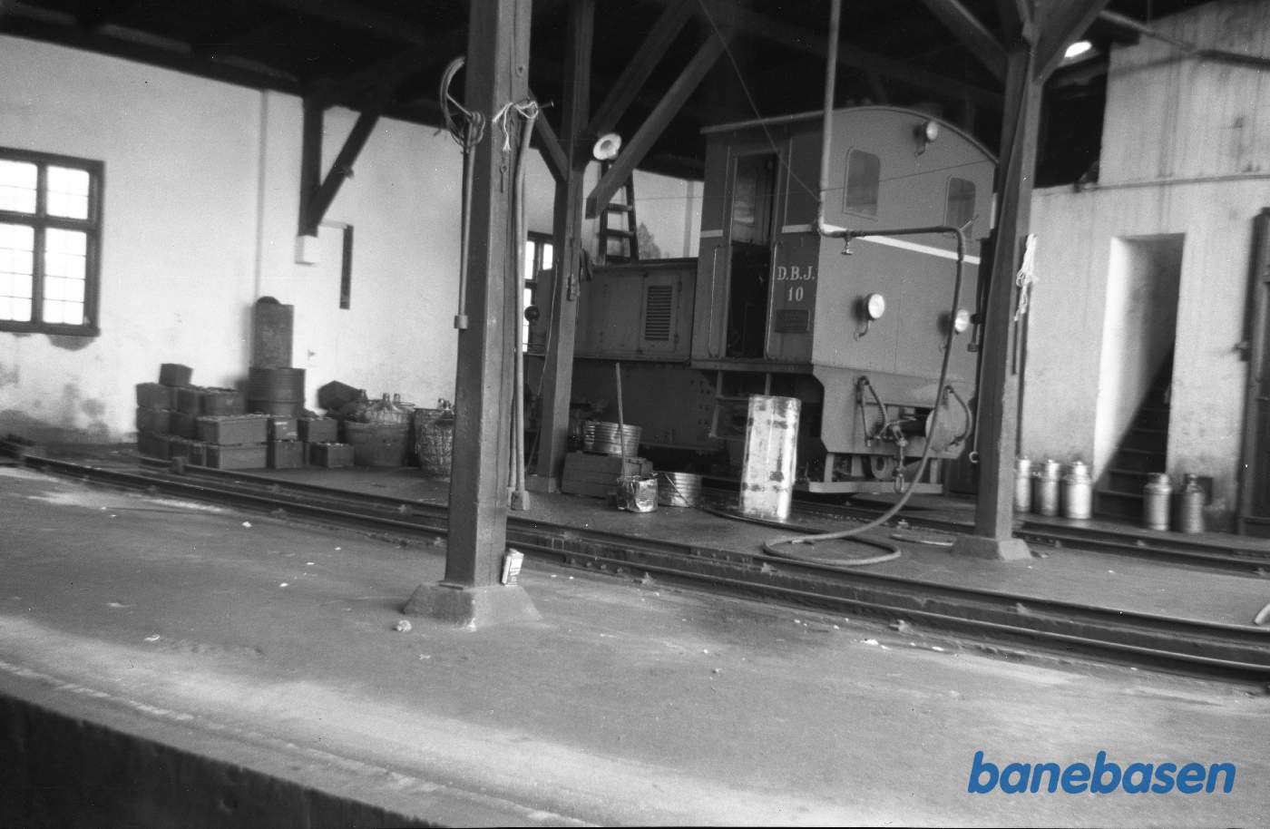 Rønne remise med DBJ 10