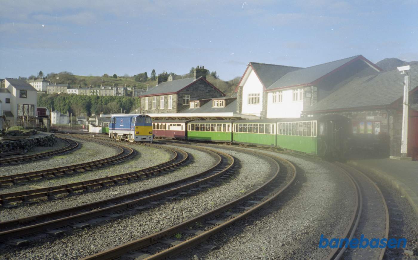 Smalsporede personvogne