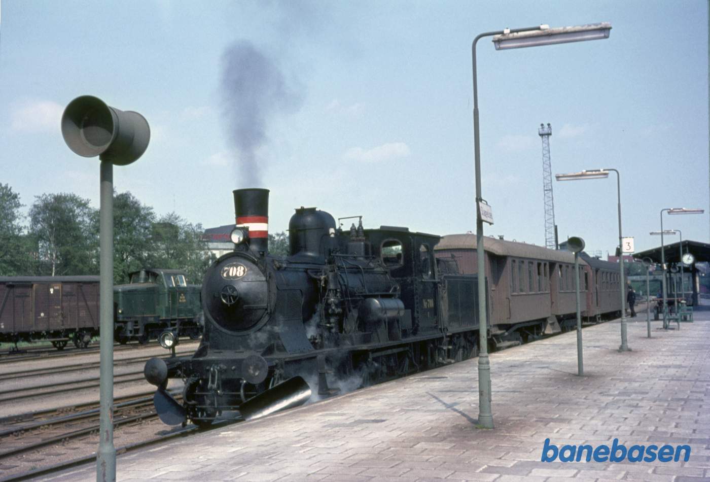 Persontog mod Kalundborg klar til afgang