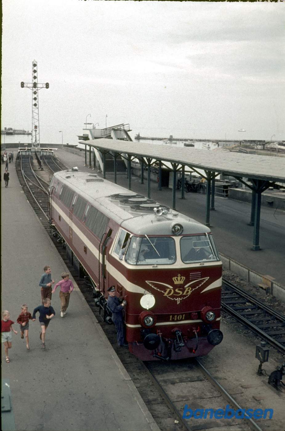 MZ 1401 rangerer i Korsør i forbindelse med prøvetog