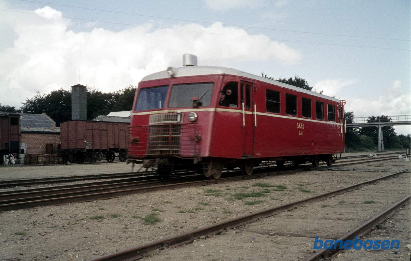 Skinnebussen ankommer fra Rødkærsbro