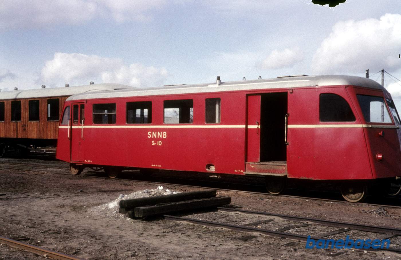 Skinnebusbivogn serie 1