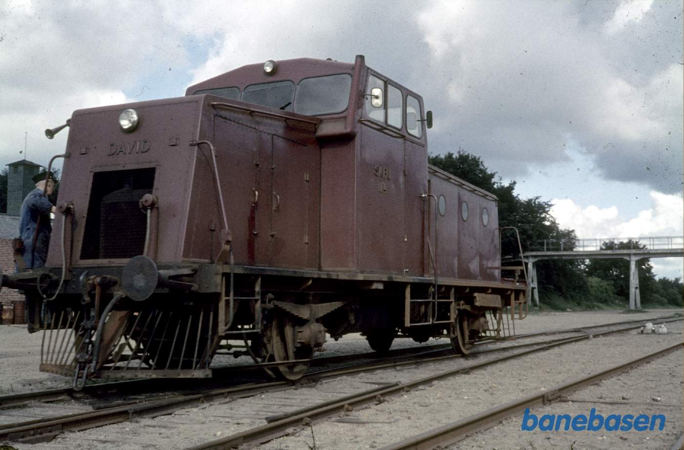Motorlokomotivet "David" rangerer
