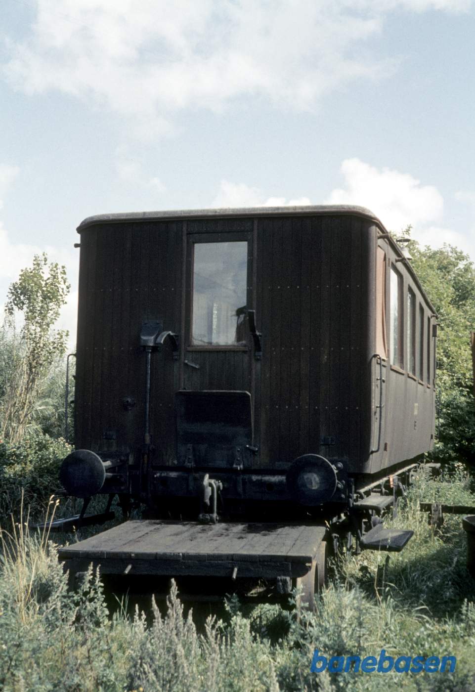 Henstillet motorbivogn