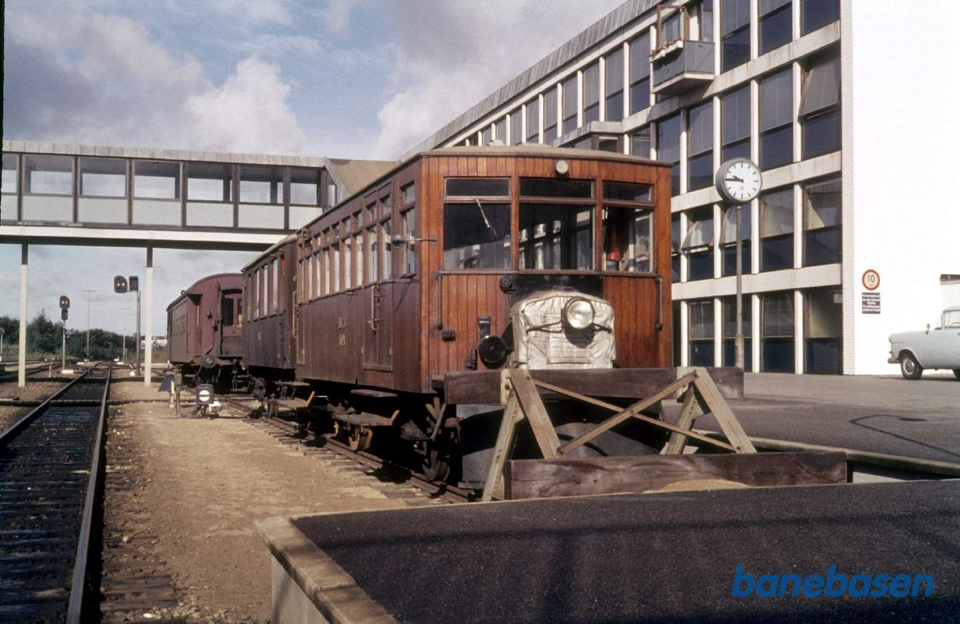 På SVJs tidligere perronspor i Skive På SVJs tidligere perronspor i Skive