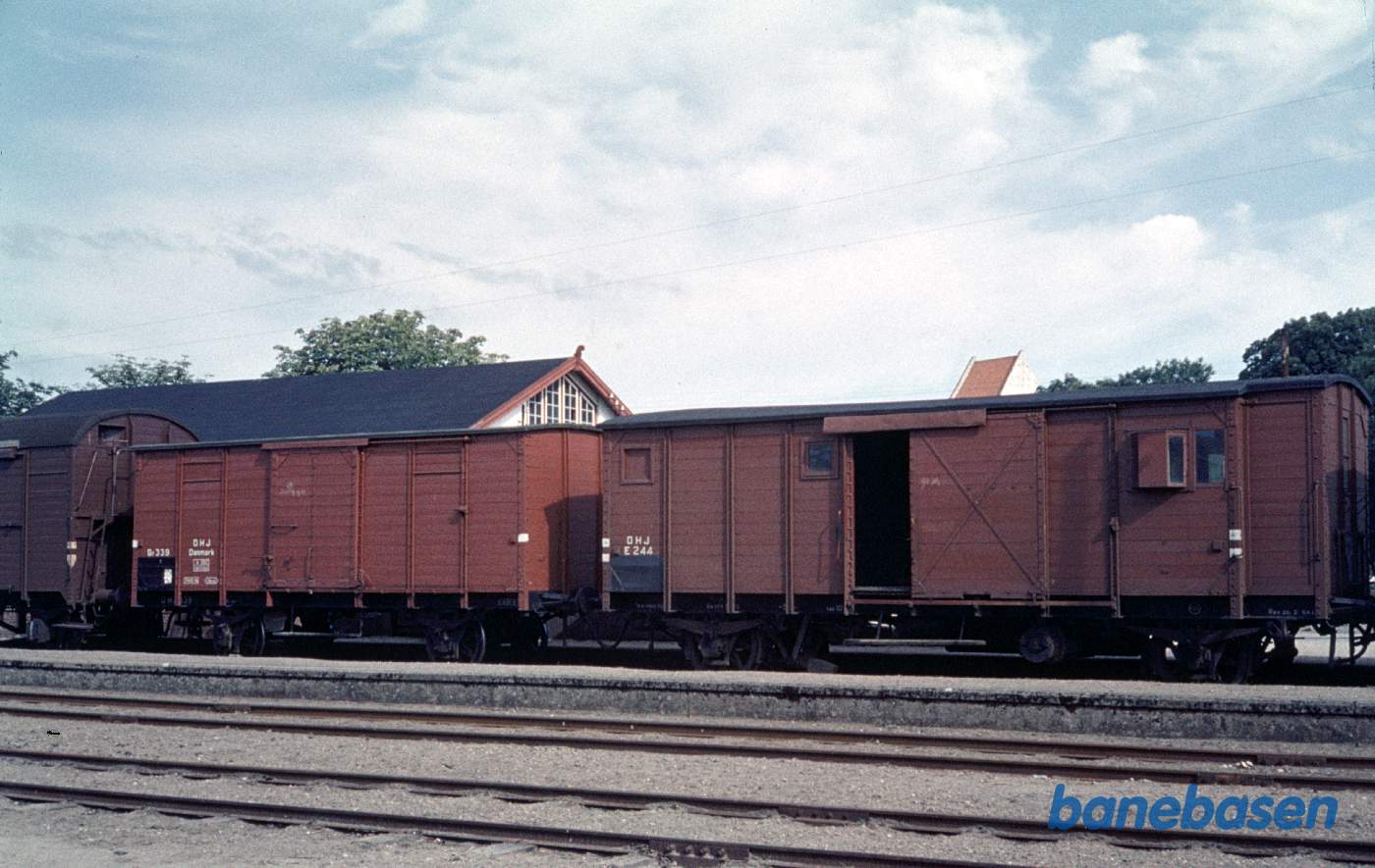 Godsvogn og rejsegodsvogn