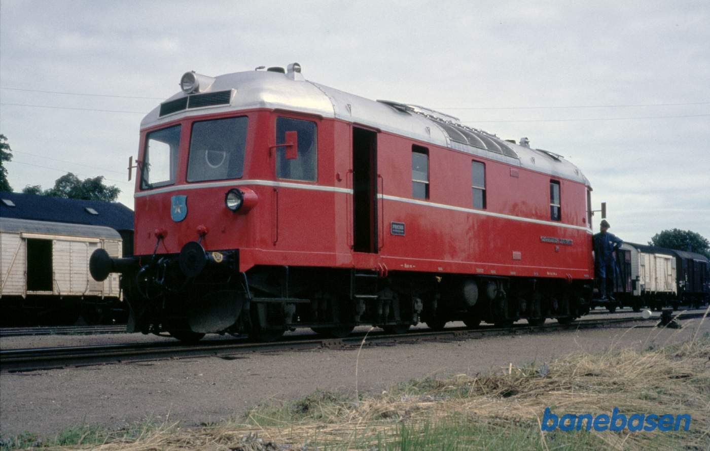 Diesellokomotivet rangerer