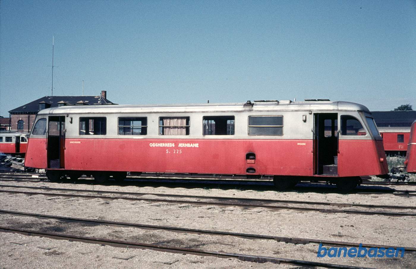 Skinnebusbivogn serie 1 uden rejsegodsrum