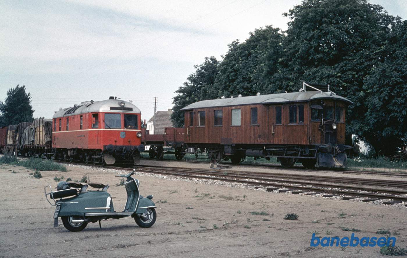 Godstog under indkørsel