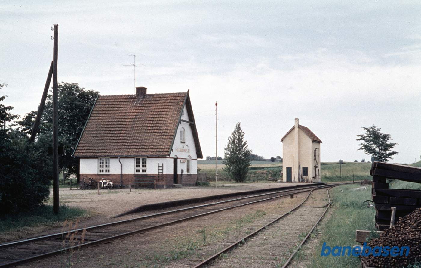 Stationen og vandtårnet