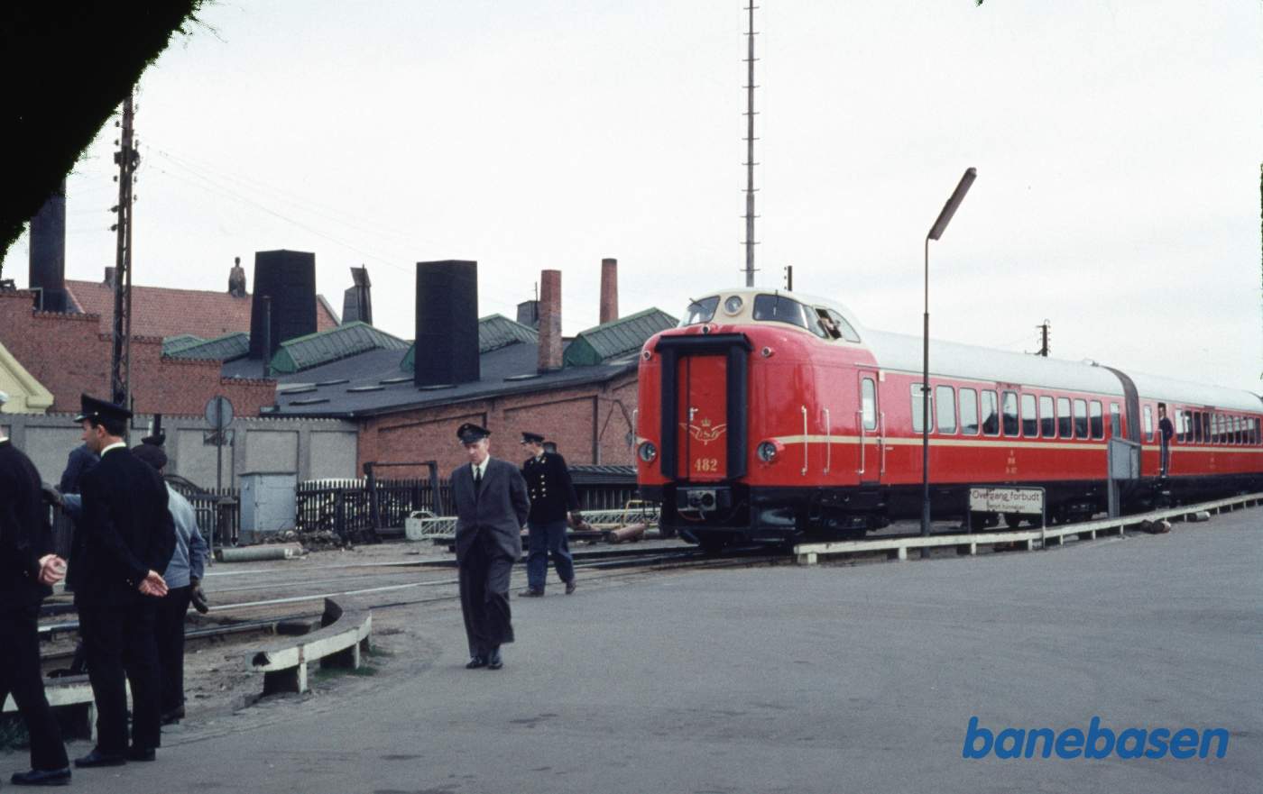 MA-lyntog ankommer fra fabrikken i Vesttyskland