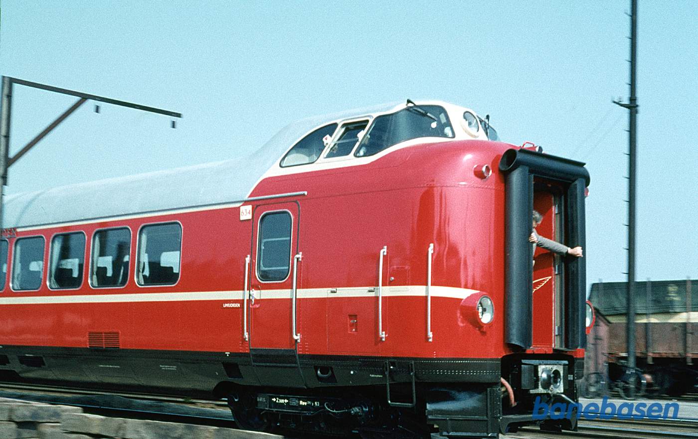 MA-lyntog ankommer fra fabrikken i Vesttyskland