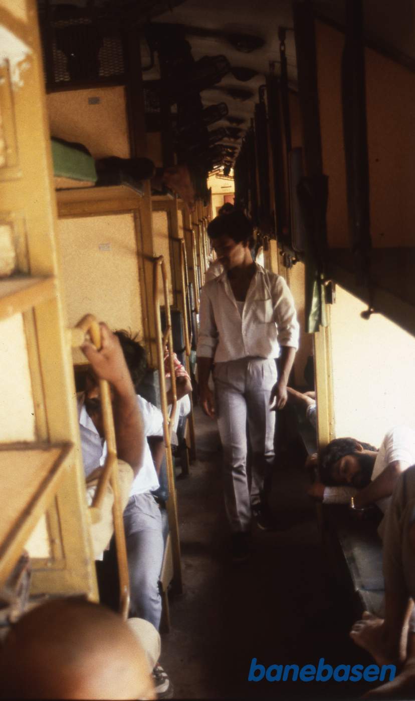 Sidegangen i en 2.klasses personvogn