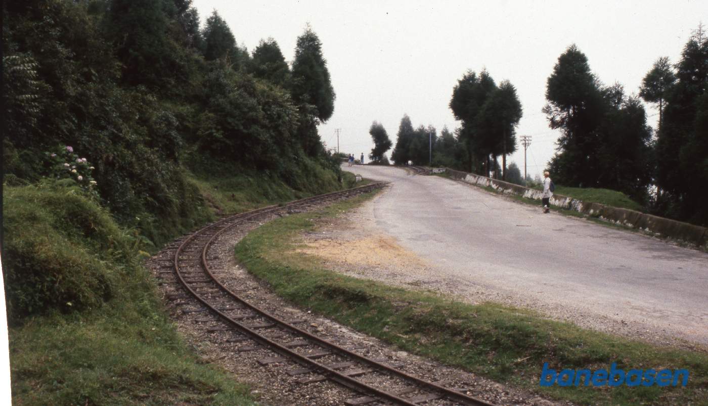 Sporet der fører op til Batasia Loopet