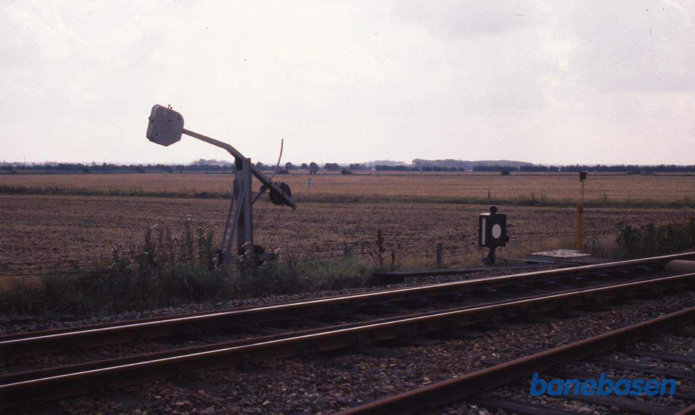 Opstramning af wirerne, så de altid holdes spændt