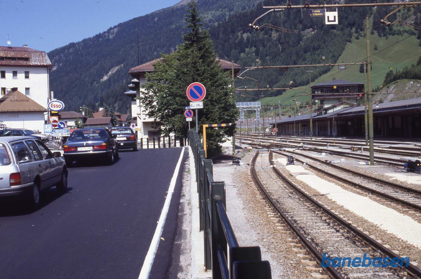 Et vue ud over stationen i retning mod Østrig